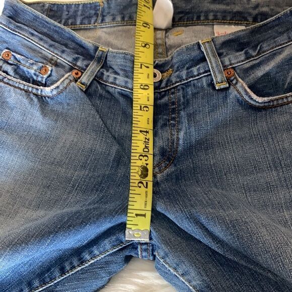 Lucky Brand Distressed Sweet Dream Cuffed Crop Size 4/27 - Picture 13 of 16